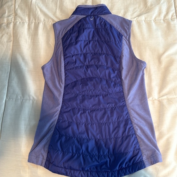 Women’s Zero Restriction TESS vest in purple. Like new! - Picture 4 of 4